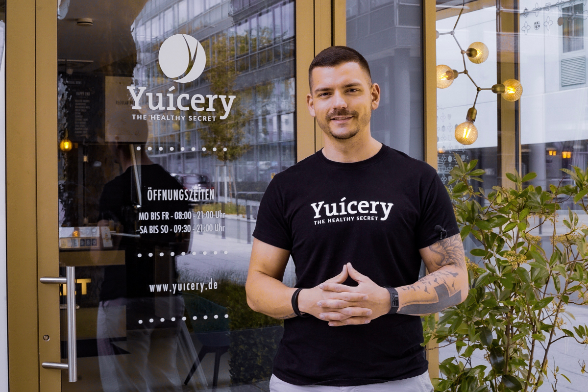 Can an Immigrant Start a Business in the U.S.?